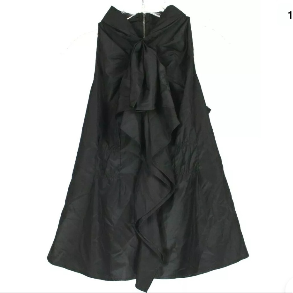 bebe Sleeveless Bow Top With Zip Up Back ff20